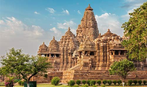 Golden Triangle Tour with Orchha, Khajuraho & Varanasi