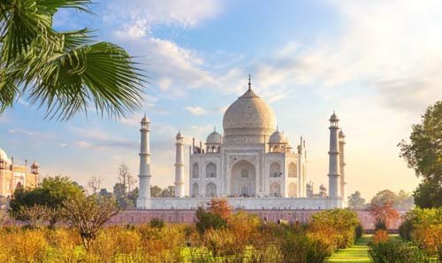 Sunrise Taj Mahal & Old Delhi Tour by Car